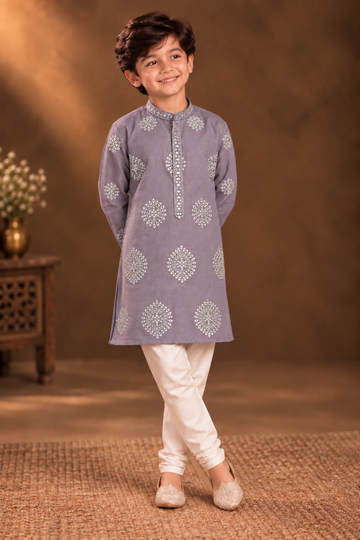 Dusty Lavender Kurta With Silver Geometric Embroidery And Off-white Pyjama